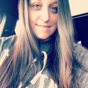 Meet your Posher, Lea